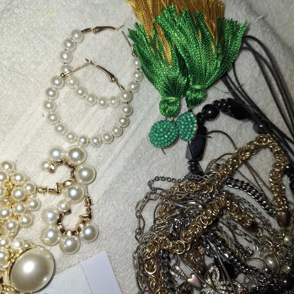 50 Bundle Mixed Fashion Jewelry Earrings Bracelets Necklaces Unlisted Boho Style